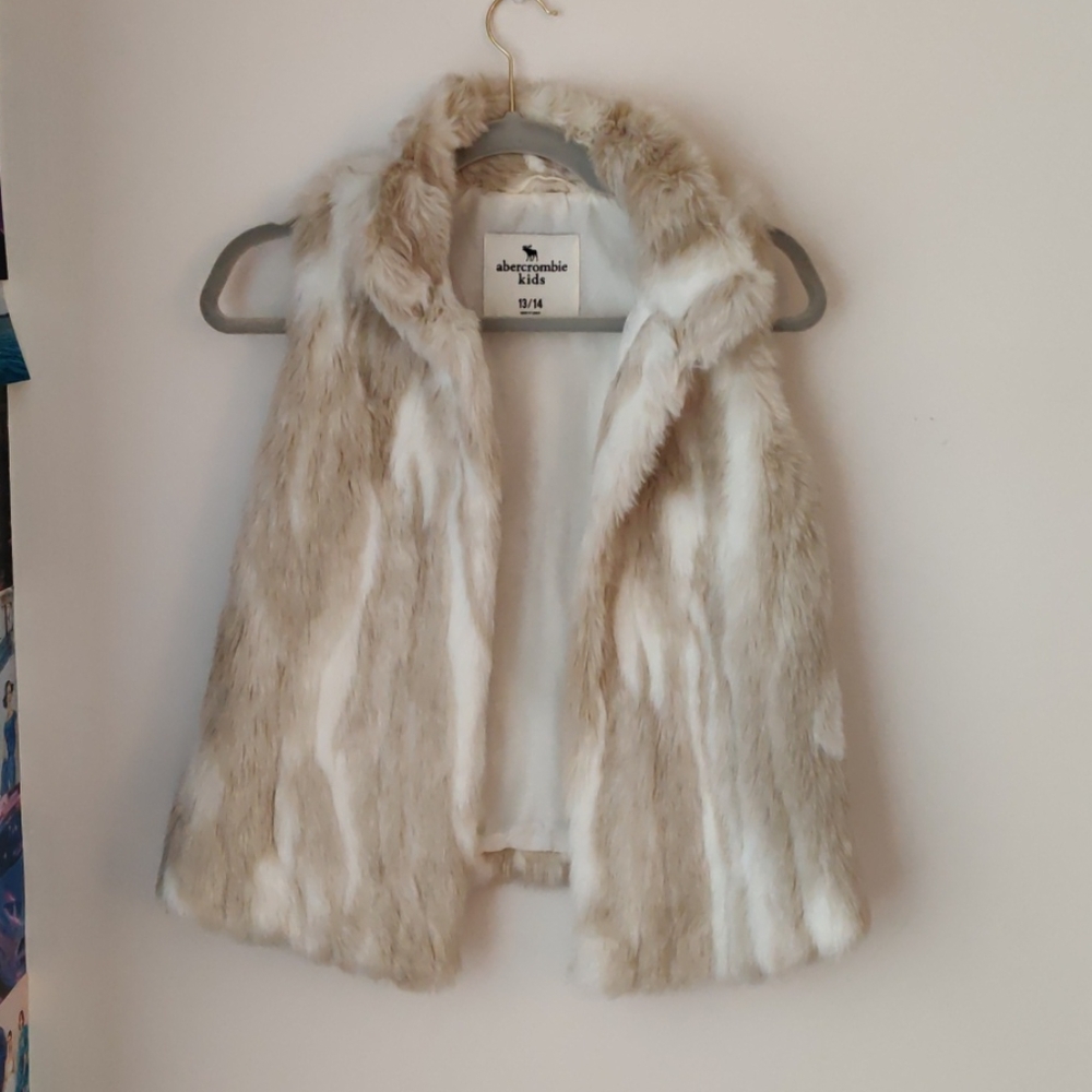 Abercrombie kids faux fur vest